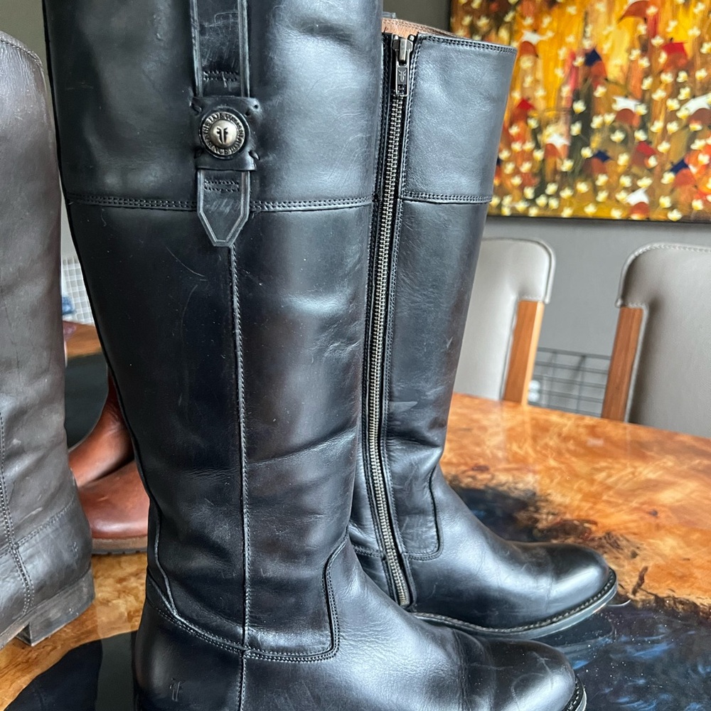 FRYE Melissa Black Leather Boots with Cuff Stitching Detail and Inside Zips